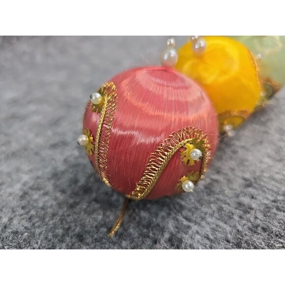 (3) Vintage Christmas Ornaments Push Pin Pink Yellow Green Tree Santa - Picture 3 of 8